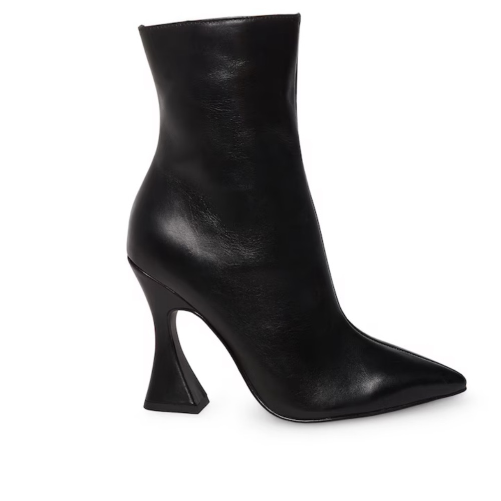 Steve Madden Variant Bootie black